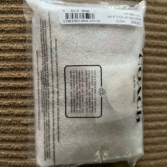 Coach Medium Corner Zip Wallet In Signature Canvas With Floral Print nwt - Picture 4 of 5